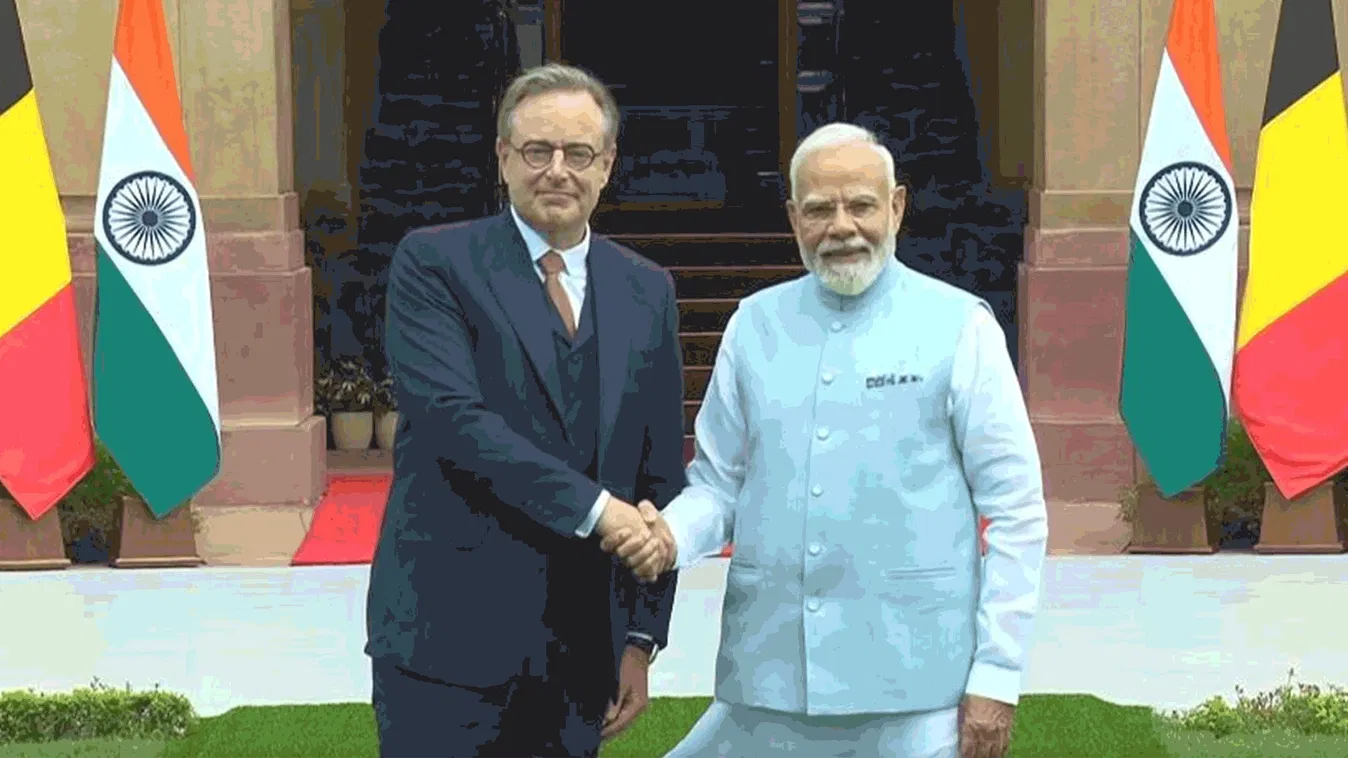 PM मोदी से मिले बेल्जियम के पीएम बार्ट डी वेवर, रक्षा-स्वच्छ ऊर्जा समेत कई मुद्दों पर बनी सहमति