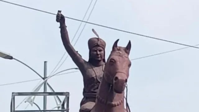 मैनपुरी में वीरांगना अवंतीबाई लोधी की प्रतिमा की तलवार तोड़ी, पुलिस ने दर्ज की प्राथमिकी