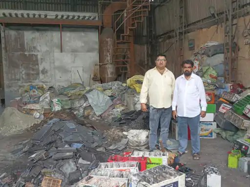 मुजफ्फरनगर में प्रदूषण नियंत्रण बोर्ड की बड़ी कार्रवाई, भारत मेटल वर्क्स फैक्ट्री सील; नाले में बह रहा था खतरनाक पानी