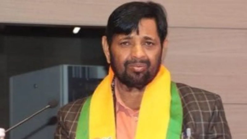 यूपी: कौशल किशोर ने भाजपा पर साधा निशाना, सरकारी स्कूल बंद करने का किया विरोध