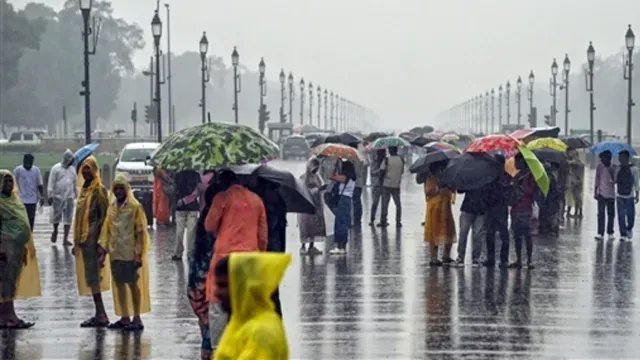 BRICS समिट के बीच दिल्ली में बारिश का अलर्ट, तेज हवा और जलभराव की बढ़ी चिंता