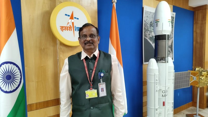 भारत की अंतरिक्ष उड़ान को नई दिशा, 2040 तक चंद्रमा पर इंसान उतारने की तैयारी: इसरो चीफ