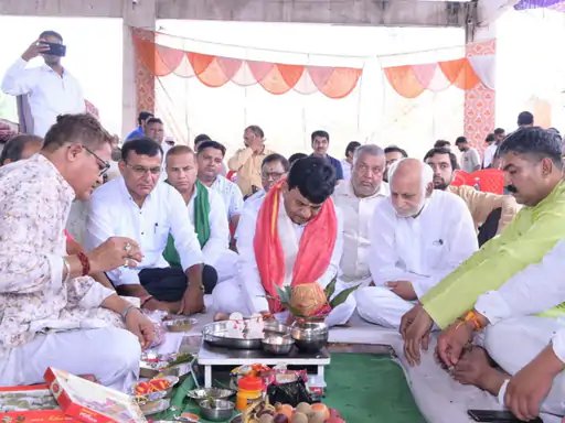 मुजफ्फरनगर: जन्माष्टमी पर मीरापुर गौशाला में हुआ गौ पूजन, सर्वजन की सुख-समृद्धि की कामना