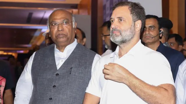 यूपी चुनाव से पहले कांग्रेस का संगठन मजबूत करने पर जोर, अधिकांश जिलों में नए अध्यक्षों के नाम तय