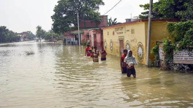 बिहार में बाढ़ से 41 लाख से अधिक आबादी प्रभावित, 517 पंचायतें चपेट में