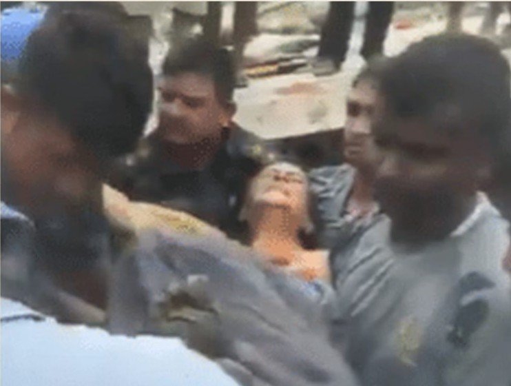 नेपाल में 10-11 दिन बाद मलबे से 60 साल की महिला जिंदा बरामद