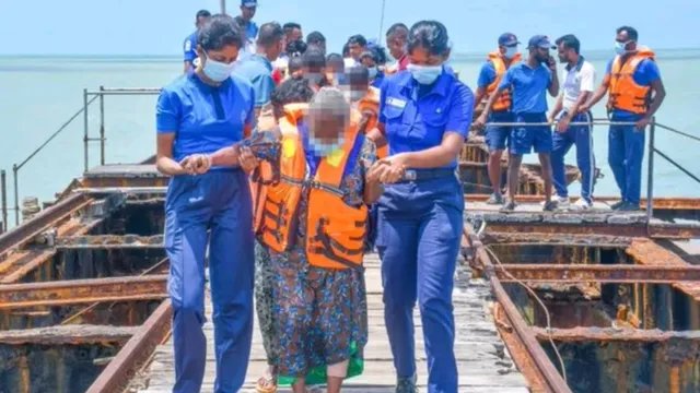 रामेश्वरम से श्रीलंका पहुंचे आठ लोग थलाइमन्नार में फंसे, नौसेना ने बचाया