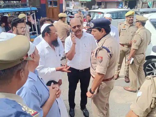 सहारनपुर मस्जिद प्रकरण के बाद मुजफ्फरनगर में अलर्ट, शांतिपूर्ण तरीके से की गई जुमे की नमाज