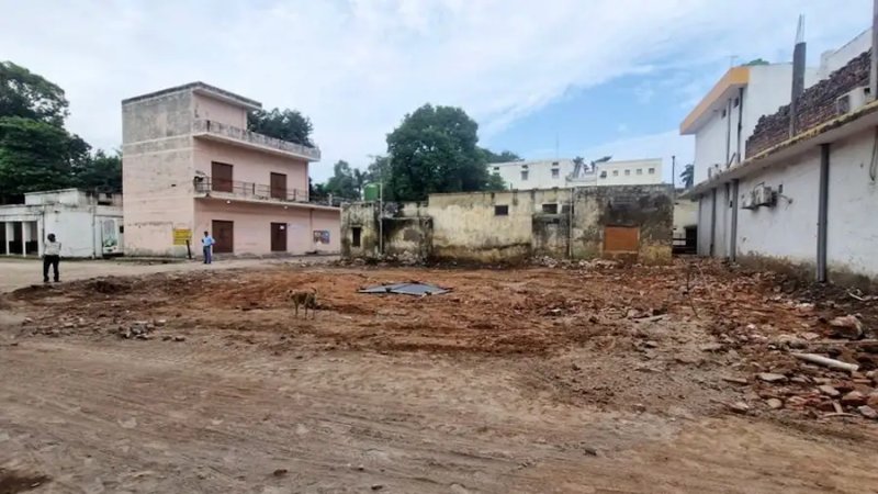 सहारनपुर कलक्ट्रेट से हटाई गई मस्जिद, 18 घंटे की कार्रवाई के बाद खाली हुआ पूरा परिसर