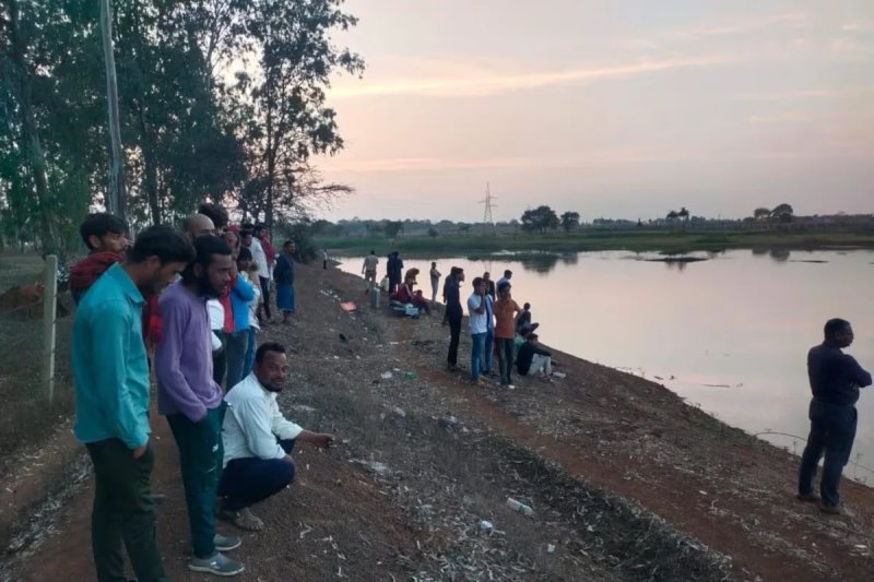 दिल्ली की संजय झील में दर्दनाक हादसा, नहाने गए तीन युवकों की डूबने से मौत