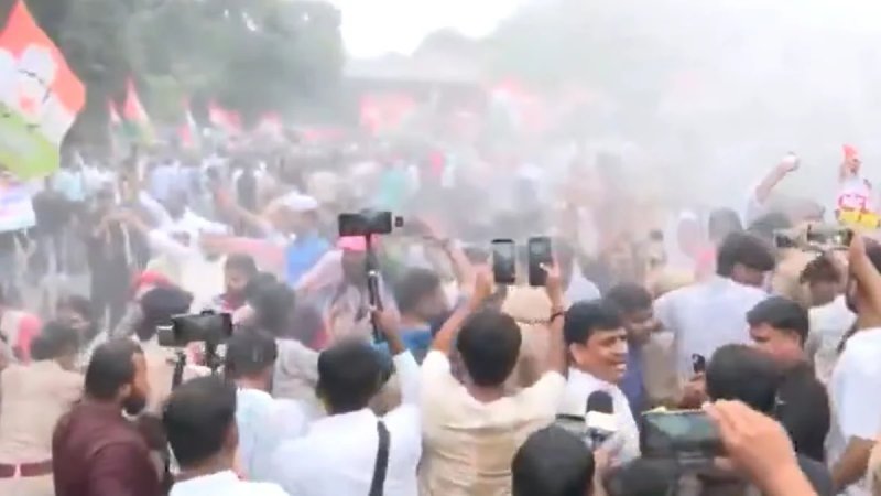 ज्ञानेश कुमार के इस्तीफे की मांग पर प्रदर्शन की तैयारी, जंतर-मंतर पर बढ़ाई गई सुरक्षा
