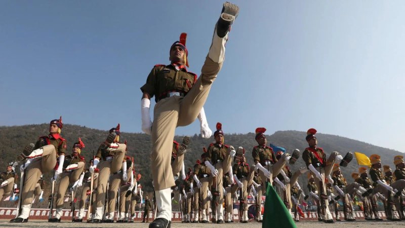 UP Police भर्ती: 1 अक्टूबर से होने वाली PET में सिर्फ भूतपूर्व सैनिक ले सकेंगे हिस्सा