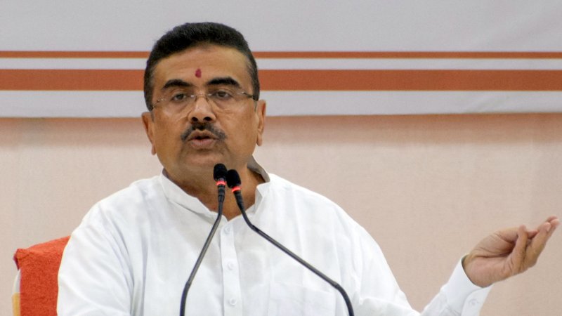 बंगाल में सड़क पर थूकना पड़ेगा भारी, ₹100 जुर्माना; कचरा फेंकने पर ₹200 पेनल्टी