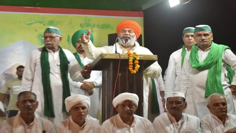 मुजफ्फरनगर में भाकियू की पंचायत, राकेश टिकैत ने उठाईं किसानों की 16 सूत्रीय मांगें