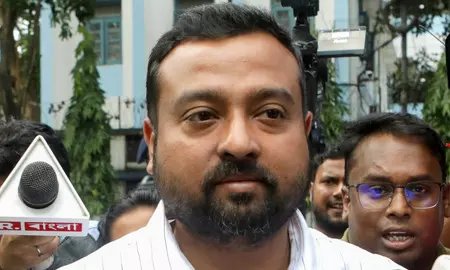 अभिषेक बनर्जी के PA को पुलिस का समन, पार्टी दफ्तर में झड़प मामले में पूछताछ के लिए बुलाया