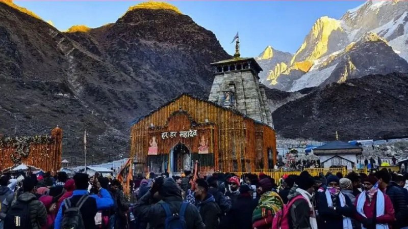 उत्तराखंड में बारिश का असर, चारधाम यात्रा रविवार तक स्थगित; 57 सड़कें बंद