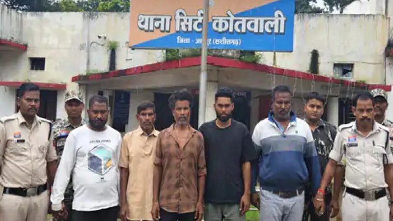 जशपुर में ‘ऑपरेशन शंखनाद’ के तहत बड़ी कार्रवाई, आठ गोवंश मुक्त; छह आरोपी गिरफ्तार