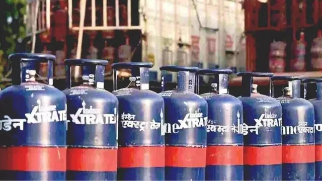 1 सितंबर से महंगा हुआ कमर्शियल LPG सिलिंडर, दिल्ली समेत कई शहरों में बढ़े दाम