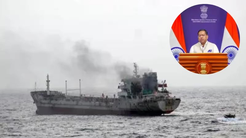 ओमान के तट के पास वाणिज्यिक जहाज पर हमला, 13 भारतीयों को बचाया गया; एक अभी भी लापता