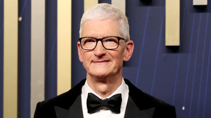 Apple को मिला नया CEO, Tim Cook की जगह अब John Ternus संभालेंगे कंपनी की कमान