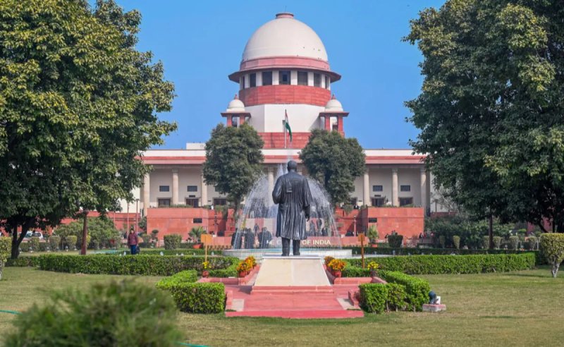 वंदे मातरम को लेकर सुप्रीम कोर्ट का बड़ा बयान, बोले- गाने से इनकार करने पर नहीं हो दंडात्मक कार्रवाई