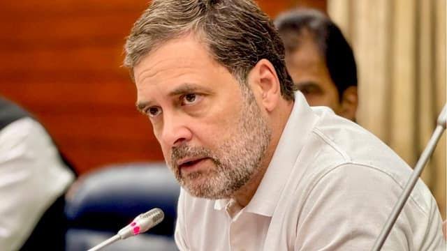 महाराष्ट्र में SIR के बाद 2.06 करोड़ नाम ड्राफ्ट वोटर लिस्ट से बाहर, राहुल गांधी बोले- ‘वोट चोरी’