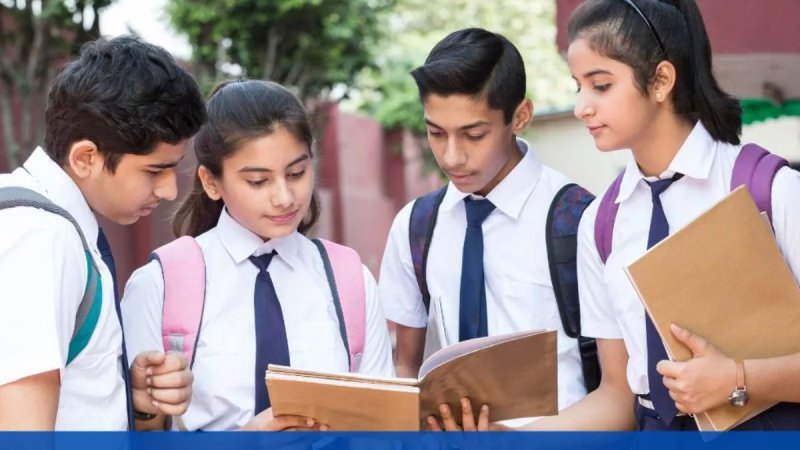 यूपी बोर्ड का बड़ा बदलाव, 10वीं में विज्ञान और गृह विज्ञान की 30 अंकों की बोर्ड प्रैक्टिकल परीक्षा