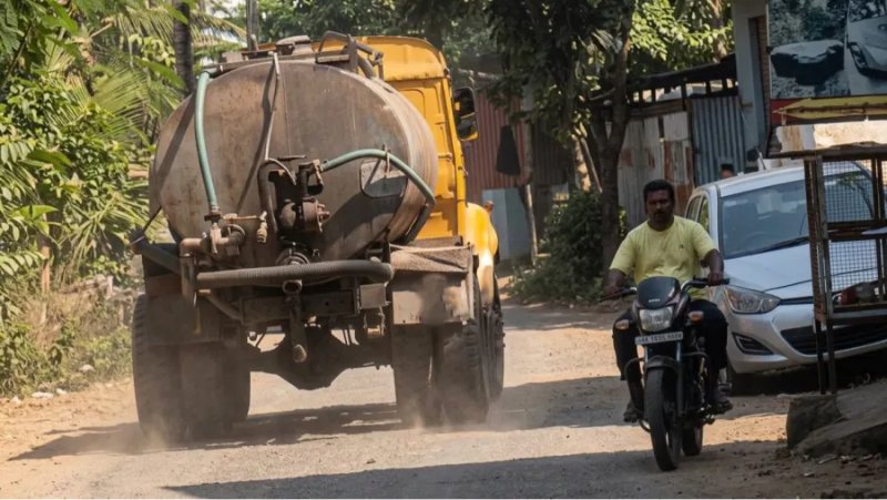 इंदौर में तेज रफ्तार पानी के टैंकर ने भाई-बहन को मारी टक्कर, BTech छात्रा की मौत