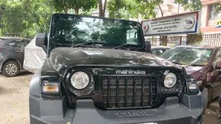 दिल्ली कैंट में तेज रफ्तार थार ने बाइक को मारी टक्कर, NDMC के दो कर्मचारियों की मौत