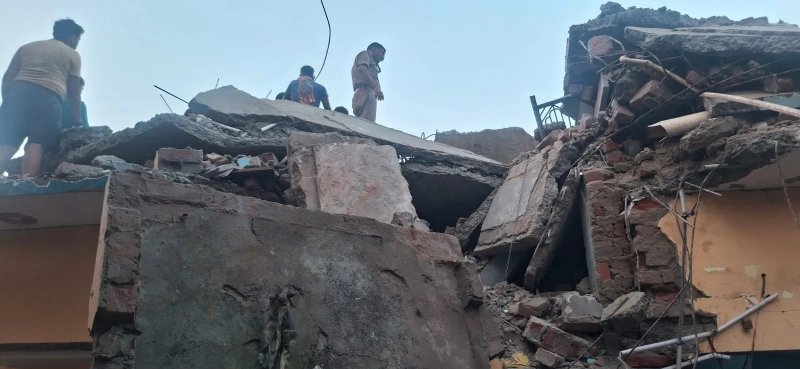 यूपी: फतेहपुर में गैस सिलिंडर फटने से दो मंजिला मकान ढहा, 4 की मौत; कई घायल