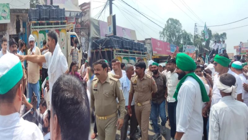 नजीबाबाद में किसानों की ट्रैक्टर रैली, जाम लगने पर सड़क पर बैठे किसान