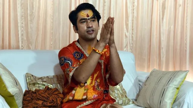 दुर्गापूजा के बाद फिर बंगाल आएंगे बागेश्वर बाबा, भाजपा विधायक ने किया बड़ा ऐलान