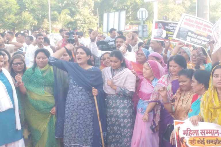जेएनयू मामला: राष्ट्रपति से मिलीं भाजपा की महिला सांसद, अकोइजम के खिलाफ कार्रवाई की मांग