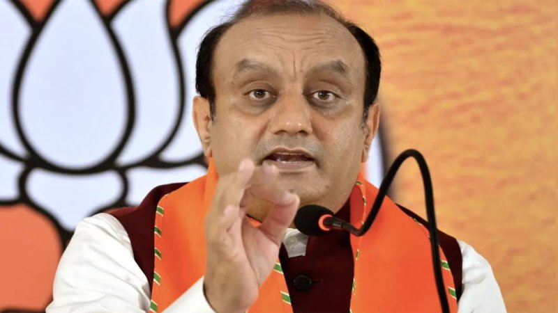 इंडिया गठबंधन के प्रदर्शन पर भाजपा का हमला, सुधांशु त्रिवेदी ने कांग्रेस से पूछे सवाल