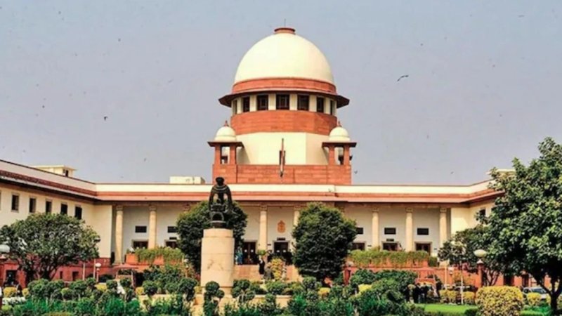 दिल्ली जिमखाना क्लब के 11 सदस्यों को राहत, सुप्रीम कोर्ट ने हाईकोर्ट जाने की दी अनुमति