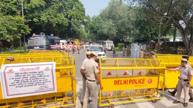 दिल्ली में प्रदर्शन के लिए SOP लागू करने की मांग, अदालत में याचिका