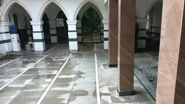 रेस कोर्स मस्जिद में नमाज की अनुमति देने से दिल्ली हाई कोर्ट का इनकार, केंद्र ने दिया आश्वासन