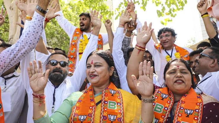 गुजरात निकाय चुनाव में BJP की बड़ी जीत, गांधीनगर नगर निगम में 44 में से 38 सीटें जीतीं