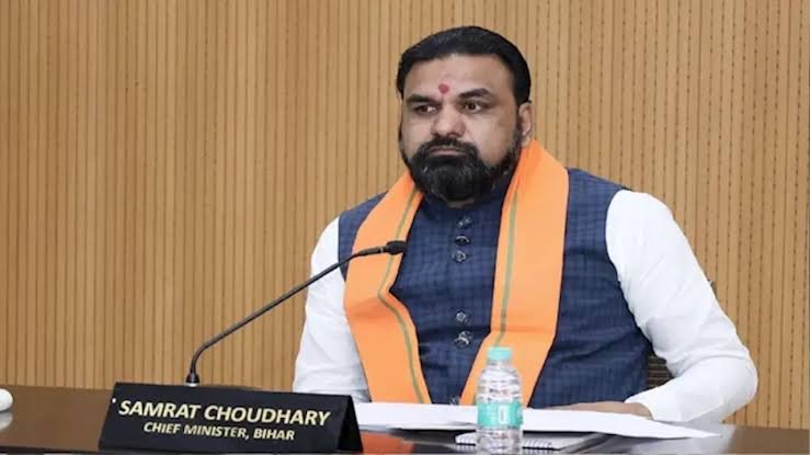 बिहार में एनडीए का विवाद सुलझने के संकेत, रामपुकार सिन्हा ने नामांकन वापस लेने का किया ऐलान