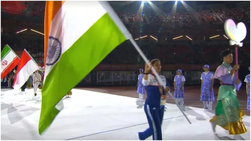 आइची-नागोया एशियाई खेलों का समापन, तिरंगा लेकर पहुंचीं नीरू ढांडा