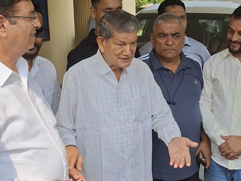 हरीश रावत ने शुरू की धन्यवाद जनसंवाद यात्रा, समर्थकों के साथ कुमाऊं में दिखे