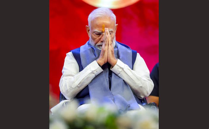महर्षि वाल्मीकि जयंती पर पीएम मोदी ने दी बधाई, साझा किया संस्कृत सुभाषितम