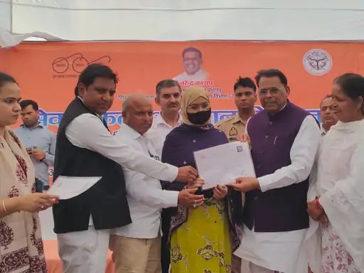 मुजफ्फरनगर में 500 से अधिक दिव्यांगजनों को बांटे गए सहायक उपकरण, युवाओं को मिले प्रमाण पत्र