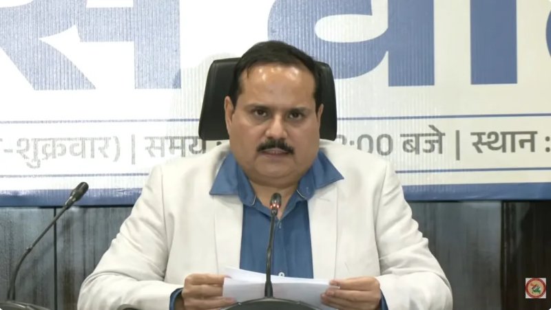 यूपी विधान परिषद चुनाव 2026: घर बैठे जानें अपना मतदान केंद्र और वोटर लिस्ट में क्रम संख्या