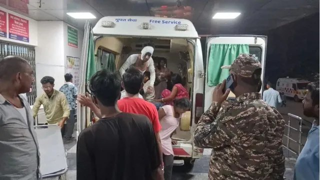 गोपालगंज में गैस सिलेंडर से लगी आग, 25 लोग झुलसे; चार की हालत गंभीर