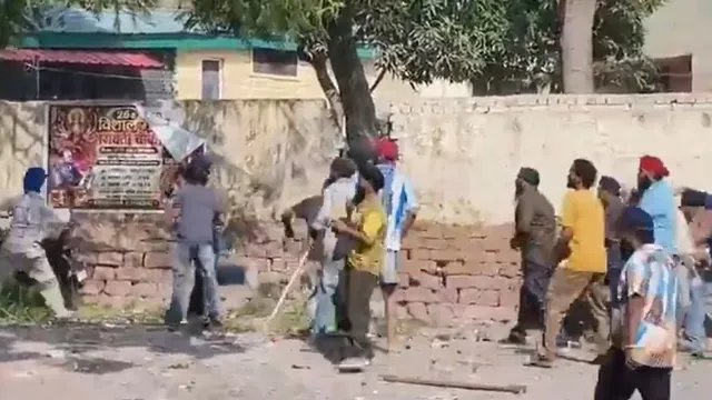 नाहन में दो समुदायों के बीच हिंसक झड़प, पत्थरबाजी में थाना प्रभारी समेत कई पुलिसकर्मी घायल