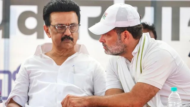 SIR पर स्टालिन ने कांग्रेस को घेरा, DMK ने लगाया दोहरे रवैये का आरोप