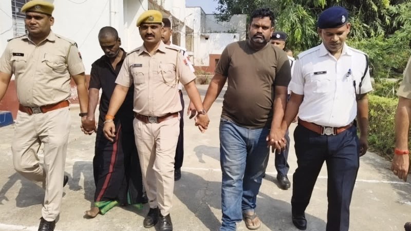 धौलपुर में कार से 261 किलो गांजा बरामद, दो तस्कर गिरफ्तार