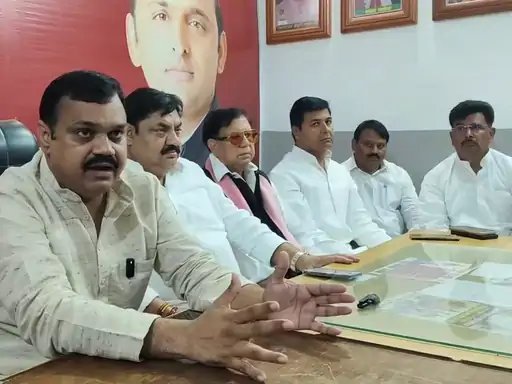 मुजफ्फरनगर: CEC के इस्तीफे की मांग को लेकर रविवार को सपा निकालेगी विरोध मार्च