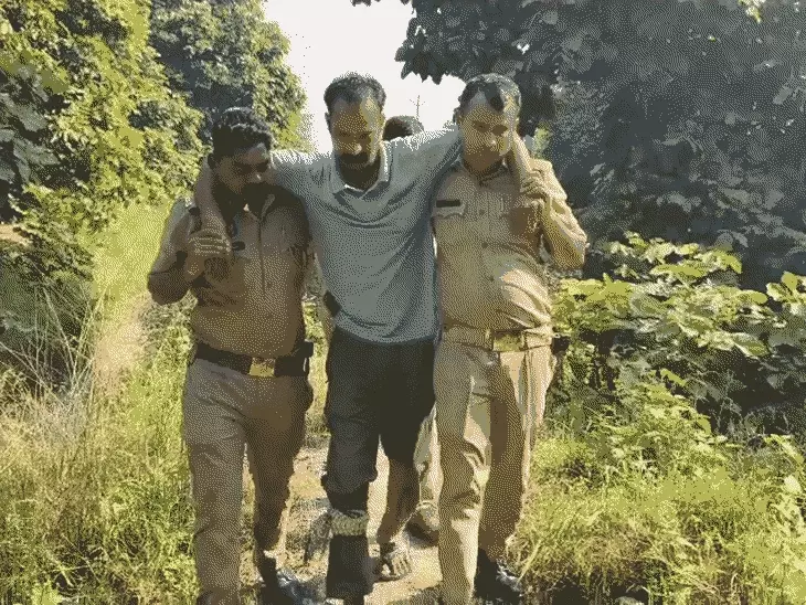 मुजफ्फरनगर में पुलिस मुठभेड़, 25 हजार का इनामी आदिल रशीद गिरफ्तार